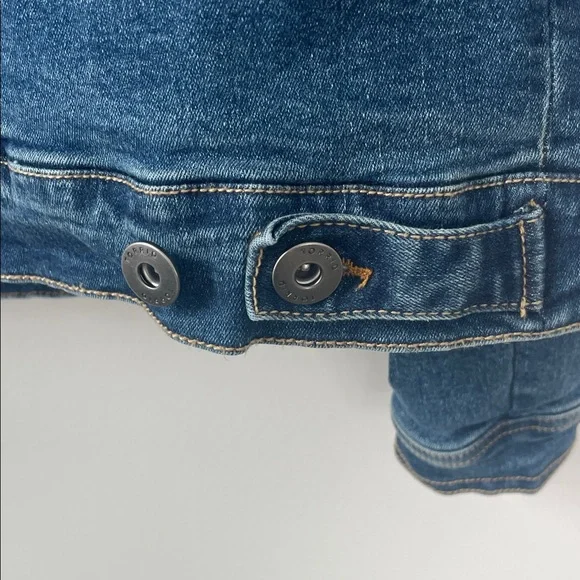 Torrid Classic Blue Jean Jacket 98%cotton - Picture 11 of 13